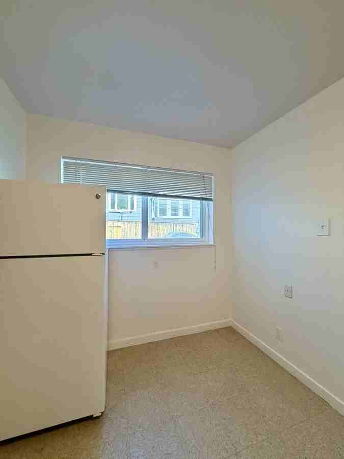 5540 California St #2 - Photo 5 of 9