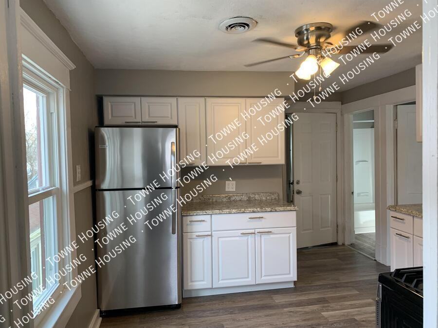 1139 Walden Ave - Photo 6 of 11