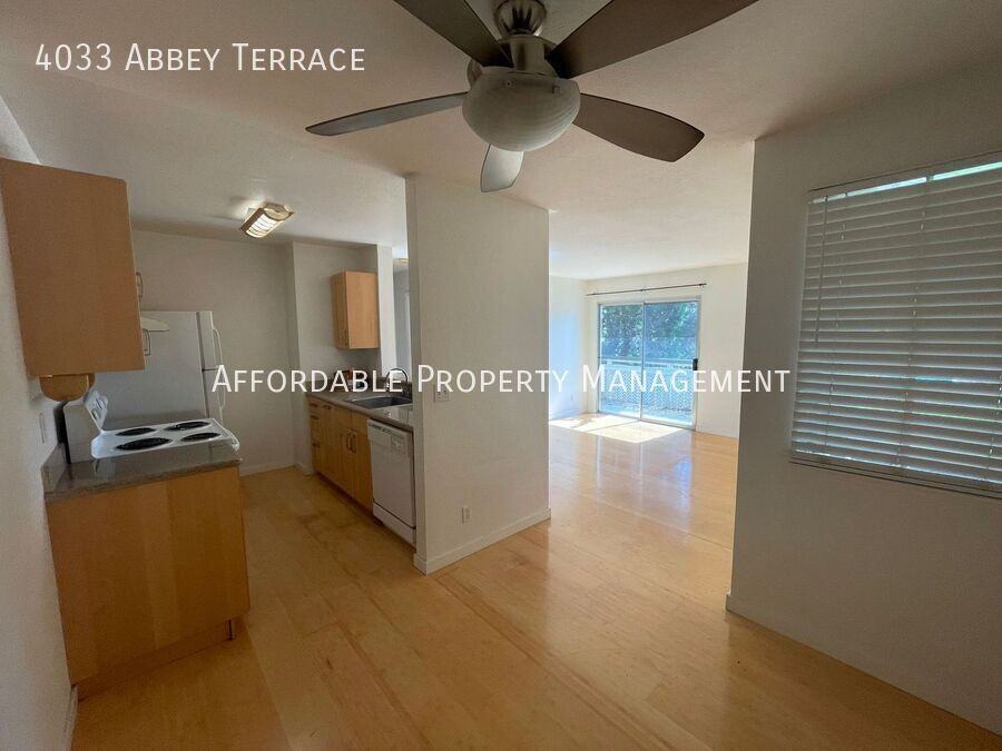 4033 Abbey Ter - Photo 4 of 9