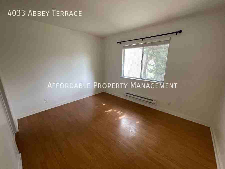 4033 Abbey Ter - Photo 6 of 9