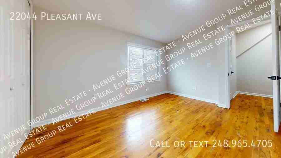 22044 Pleasant Ave - Photo 7 of 14