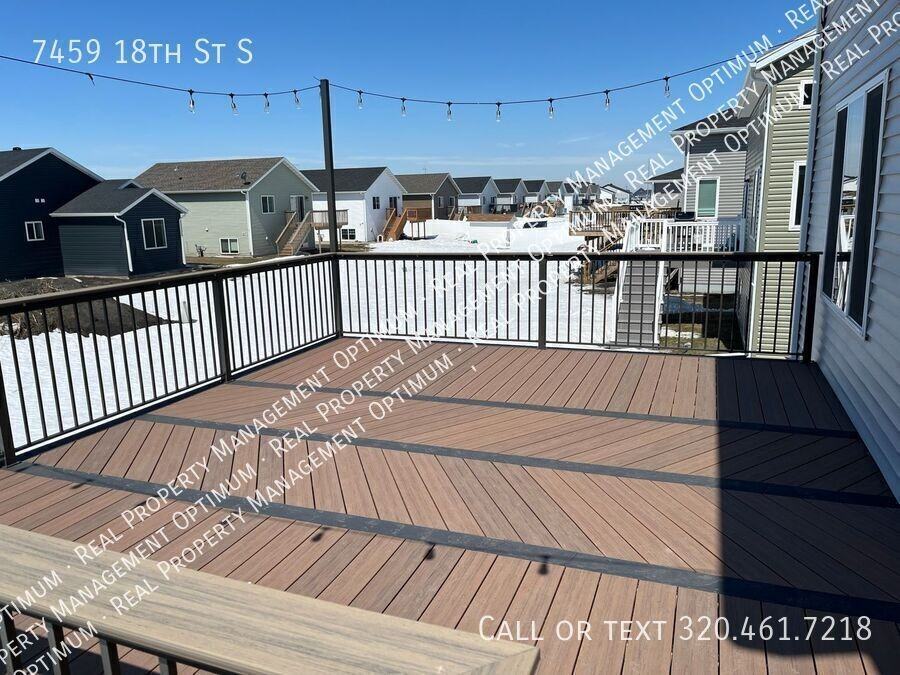 7459 18th St S - Photo 4 of 34