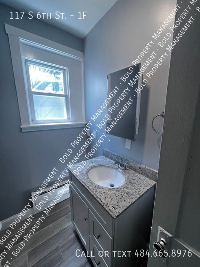 117 S 6th St #1F - Photo 6 of 8