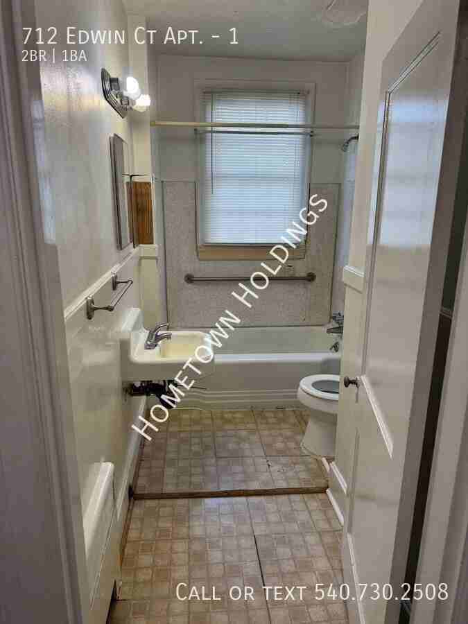 712 Edwin Ct #1 - Photo 2 of 7