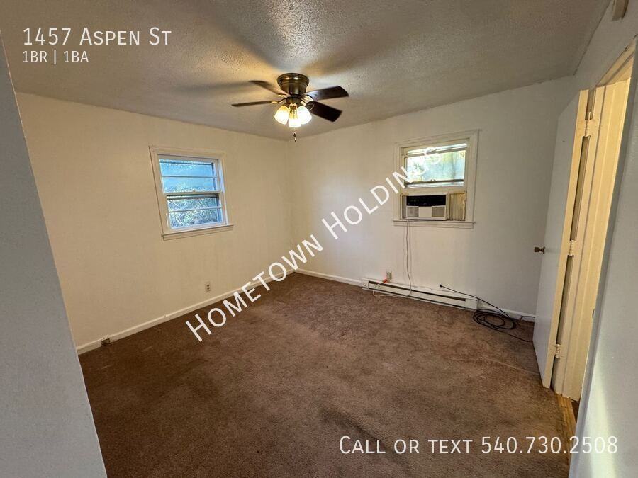 1457 Aspen St - Photo 4 of 6