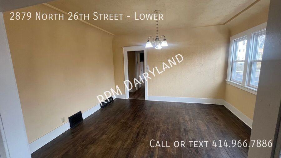 2879 N 26th St - Photo 4 of 9