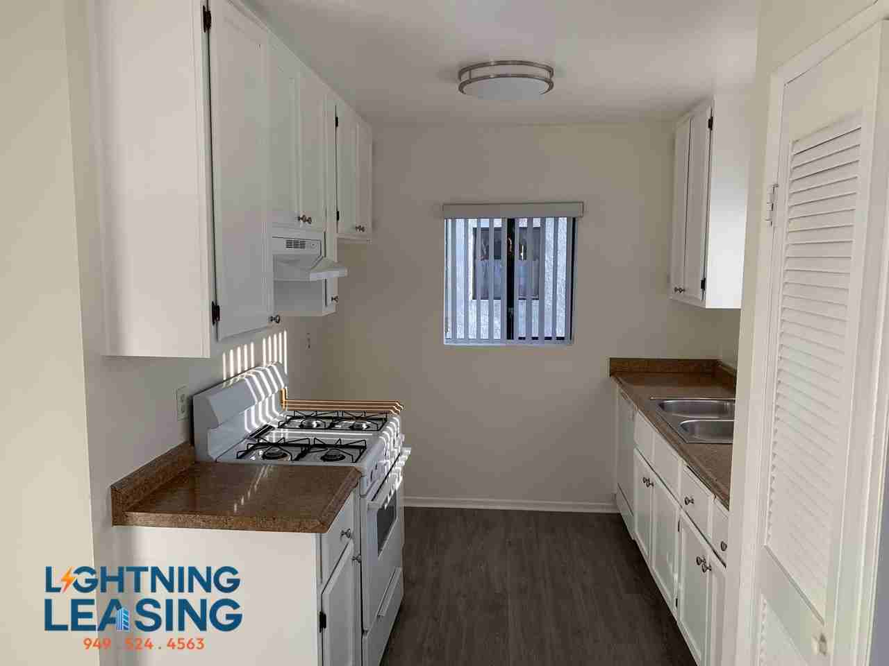 1163 Justin Ave #7 - Photo 7 of 17