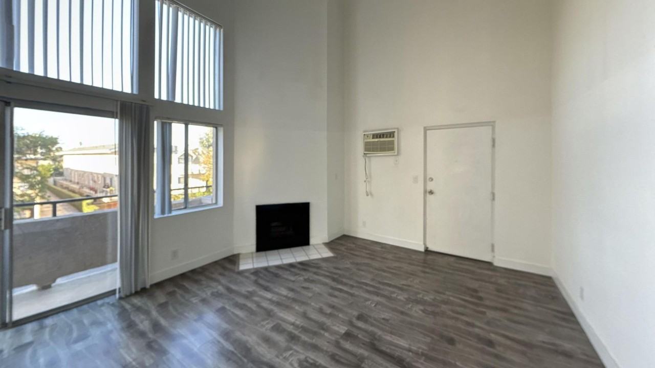 3710 Midvale Ave #210 - Photo 4 of 21