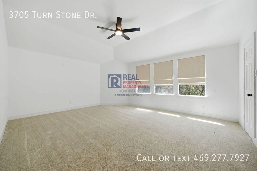 3705 Turnstone Dr - Photo 6 of 31