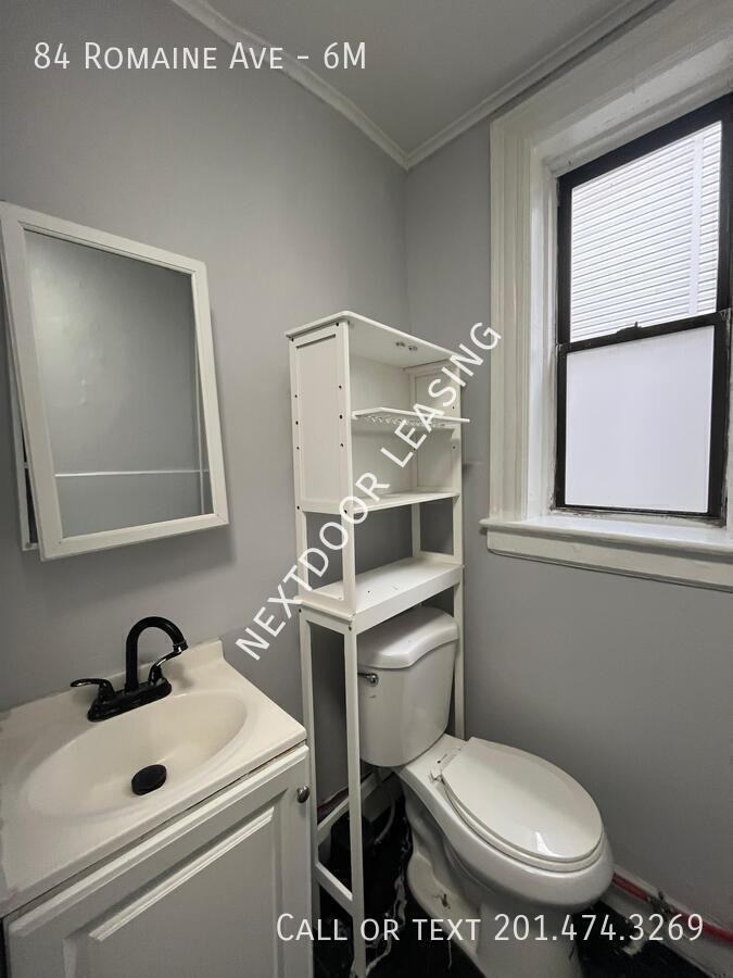 84 Romaine Ave #6M - Photo 3 of 8