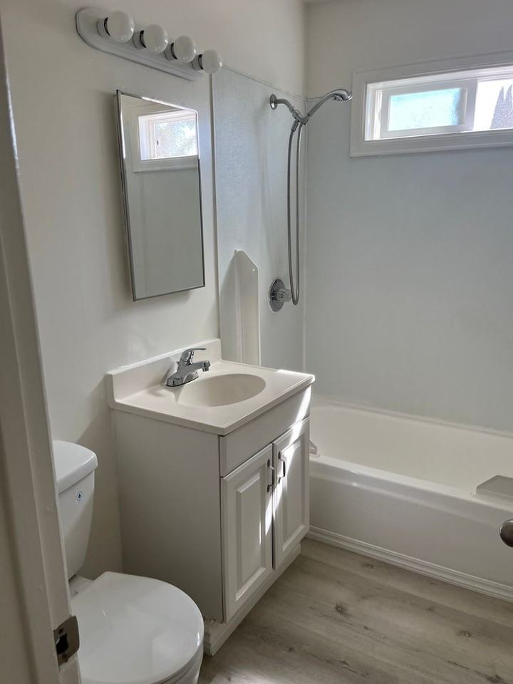 4178 Swift Ave #A - Photo 6 of 14