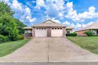 5003 S 30th St - Photo 1 of 1