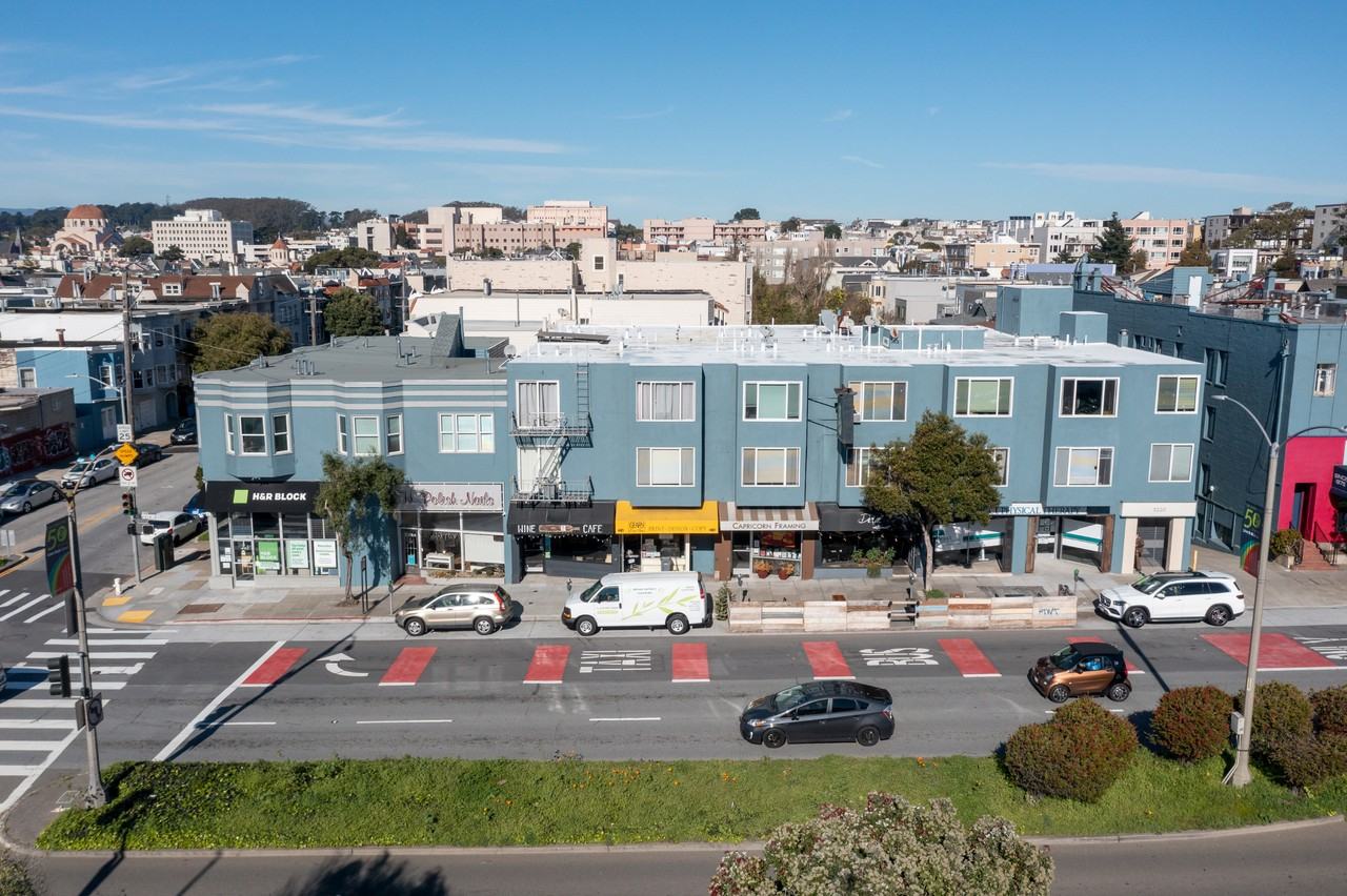 3220 Geary Blvd #203 - Photo 2 of 11