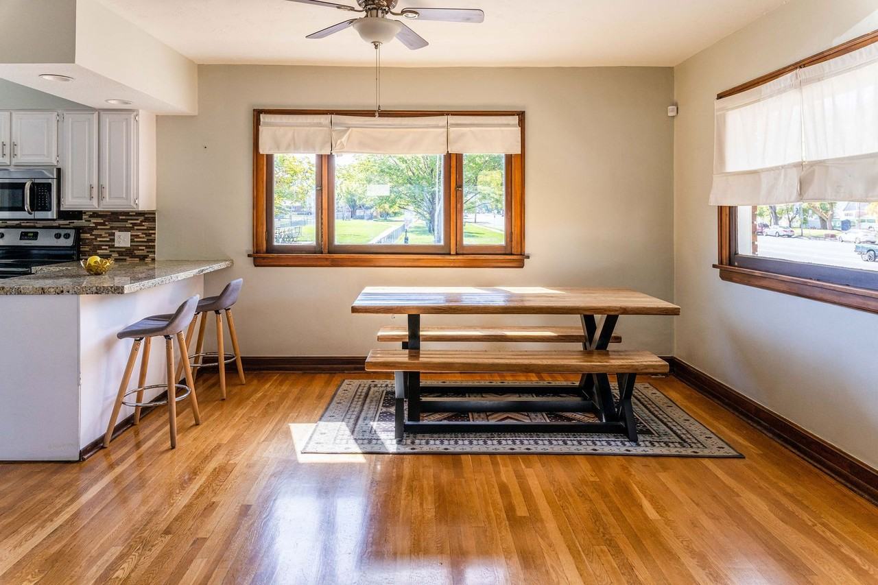 1241 S 700 E - Photo 4 of 22