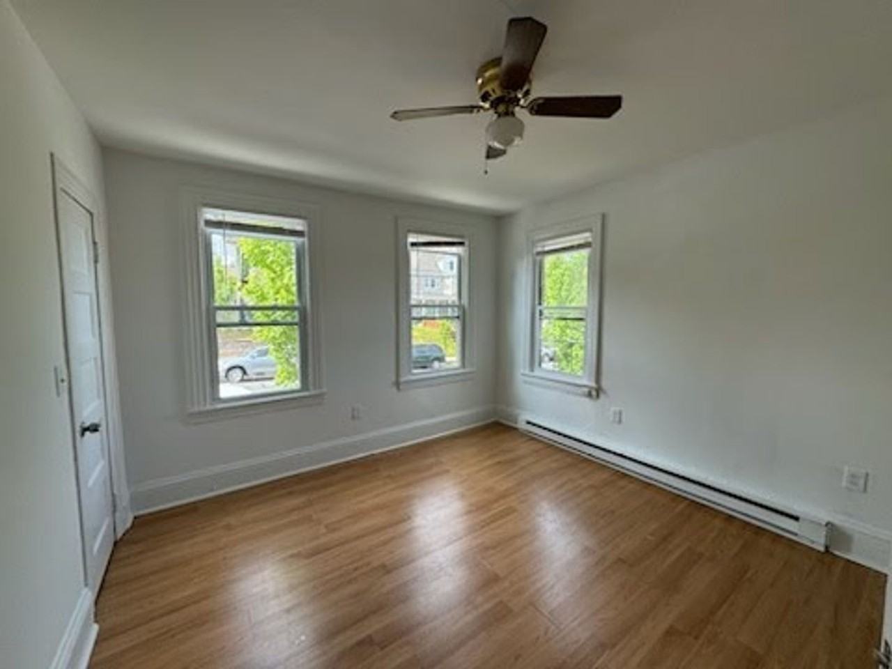 1046 Northampton St #2-2ndFL - Photo 3 of 13