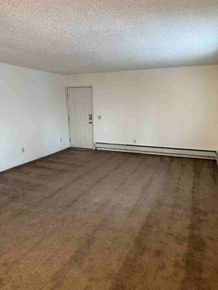 2663 Turner St #5 - Photo 7 of 26