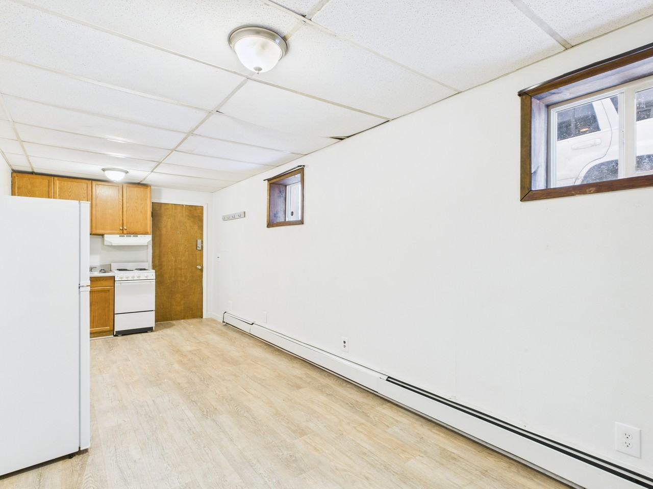 2763 Mack Blvd #4 - Photo 5 of 16