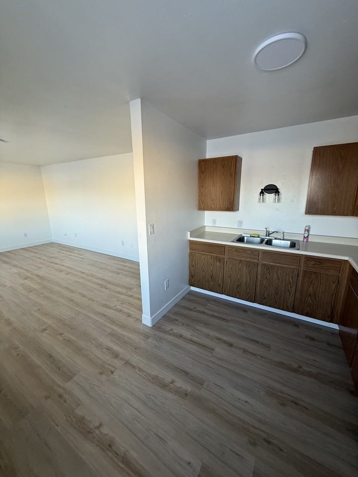 3712 Swenson Ave #7 - Photo 2 of 16