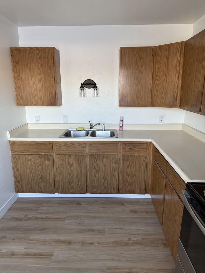 3712 Swenson Ave #7 - Photo 5 of 16