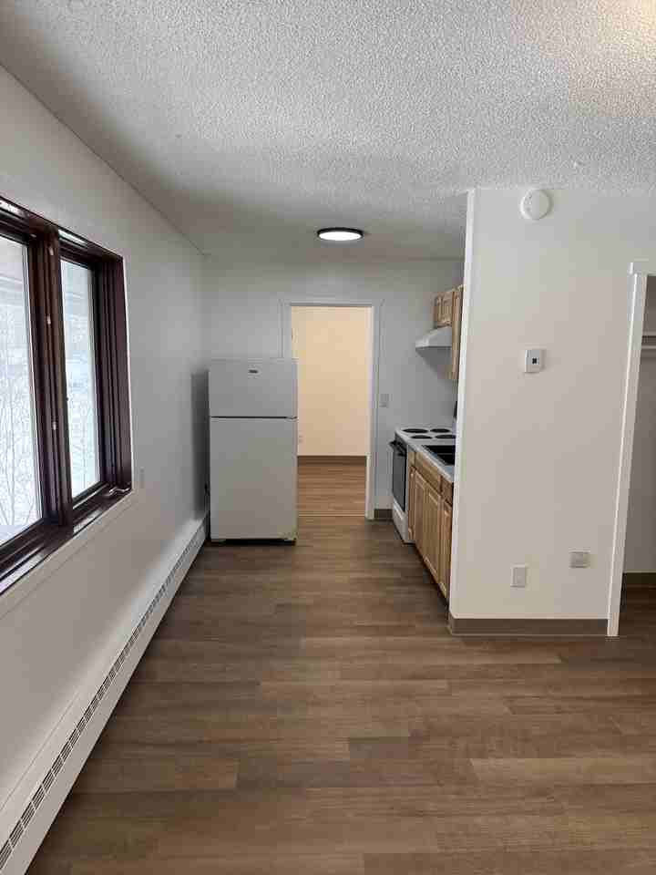 401 Slater St #7 - Photo 4 of 12