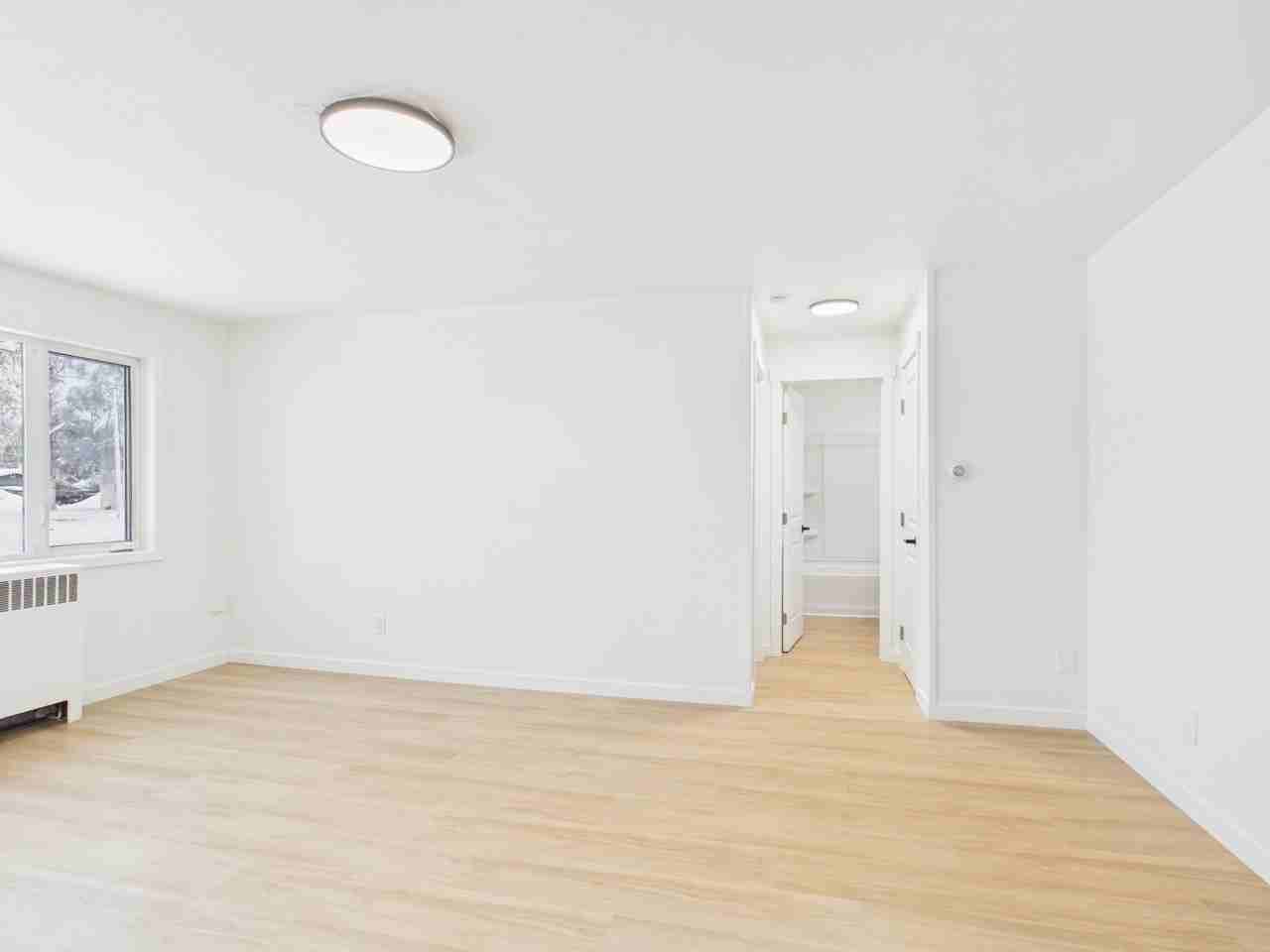 901 Gilmore St #E - Photo 7 of 14