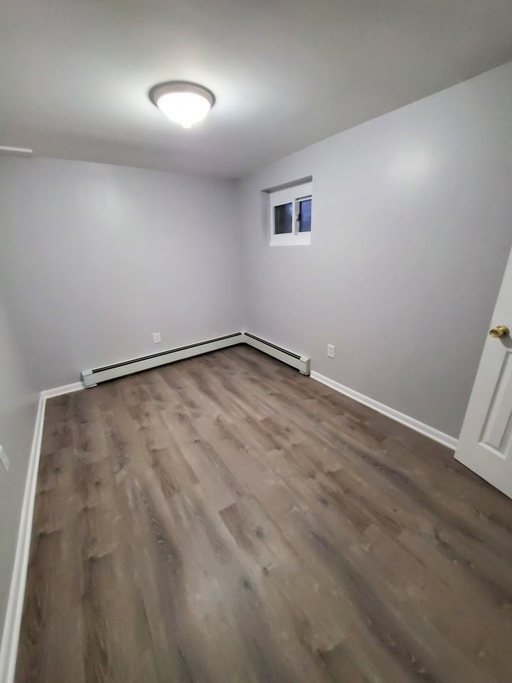 217 3rd St #3 - Photo 5 of 18