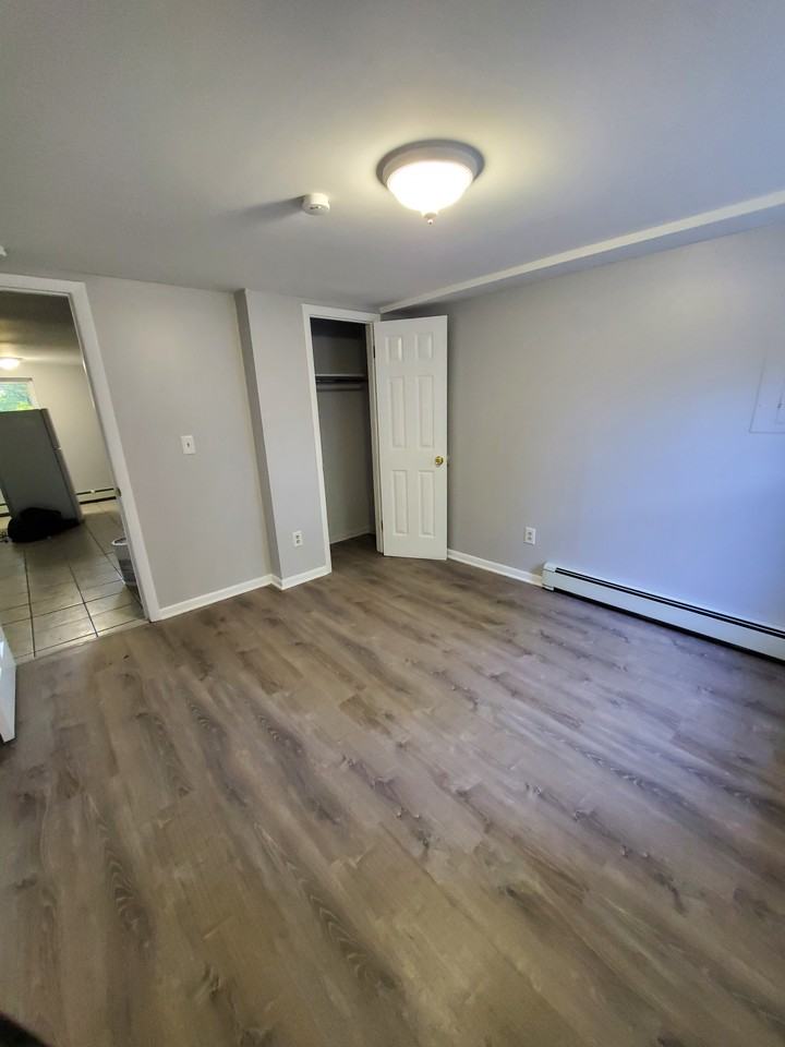 217 3rd St #3 - Photo 6 of 18
