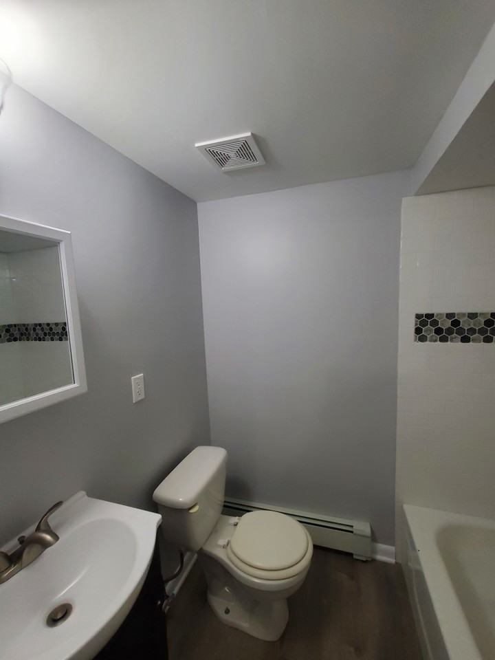 217 3rd St #3 - Photo 7 of 18