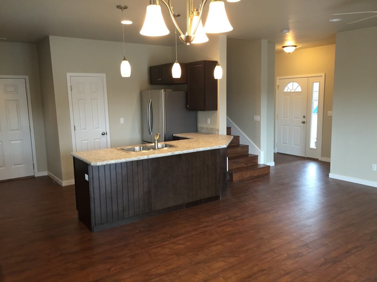 726 Edgewood Pl - Photo 3 of 15