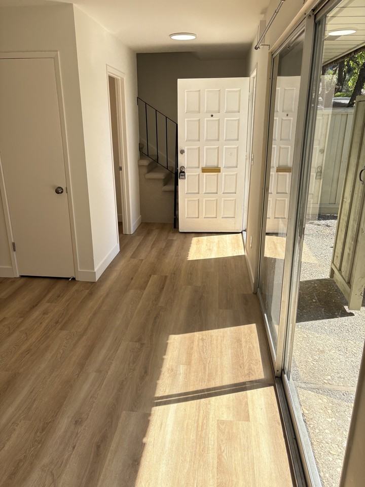 230 San Andreas Dr #A - Photo 4 of 19