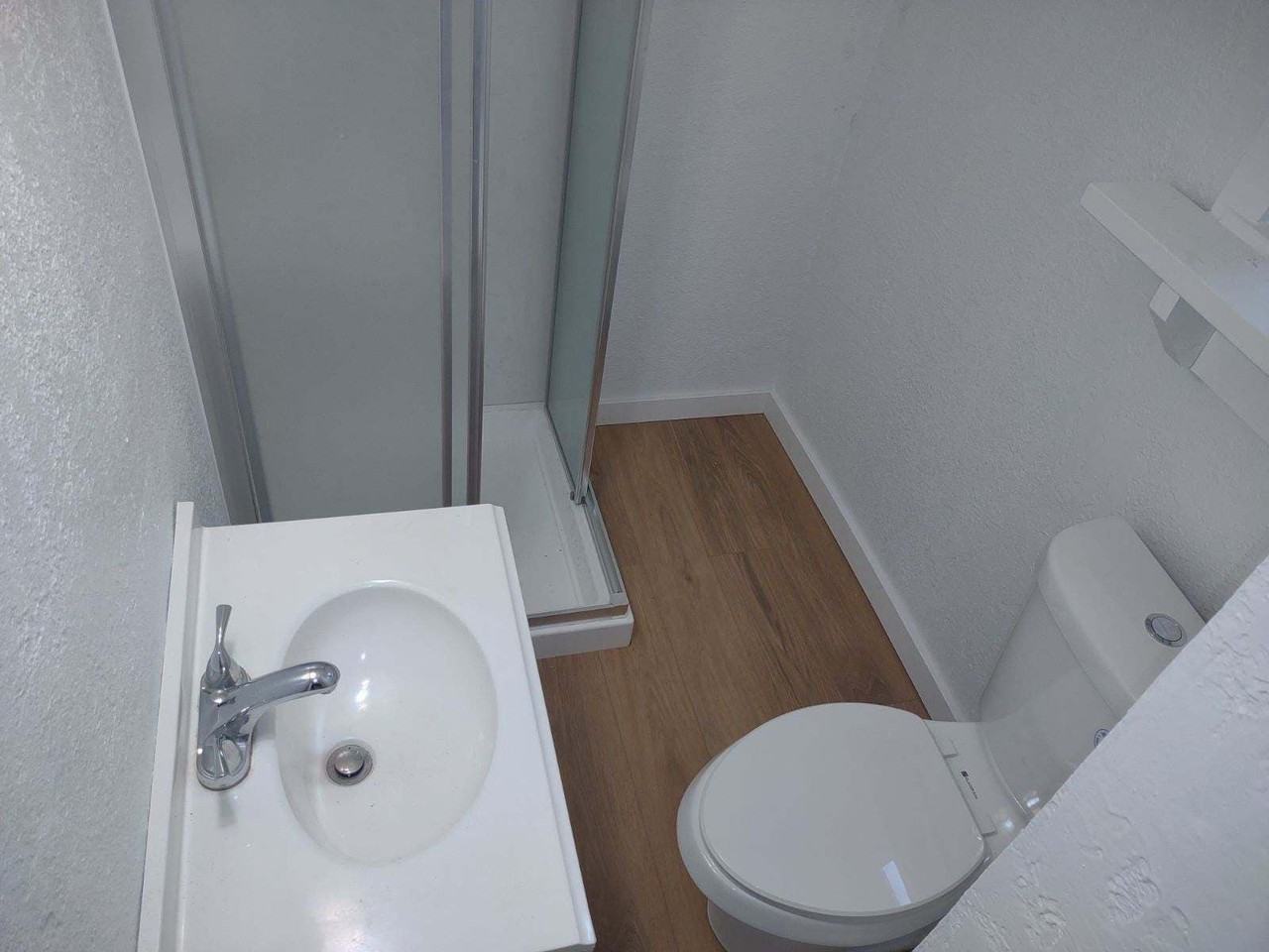 801 Shady Lane Parknorth 6Th Street #7 - Photo 3 of 5