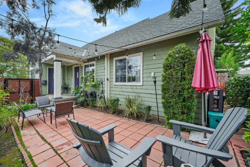 2302 Berkeley Ave - Photo 4 of 41