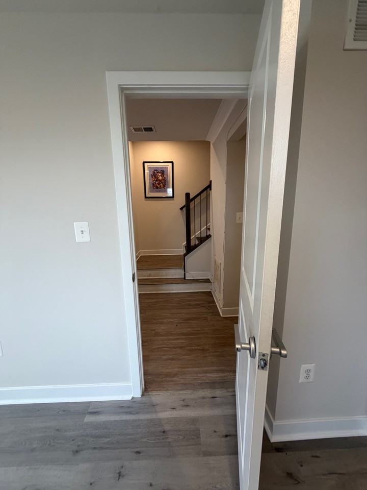 2816 Toles Park Dr - Photo 3 of 20