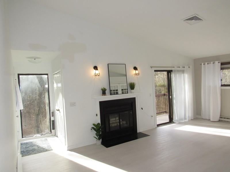 10 Ridgedale Dr - Photo 2 of 27