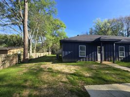 featured image of 1215 Fairway Dr #101