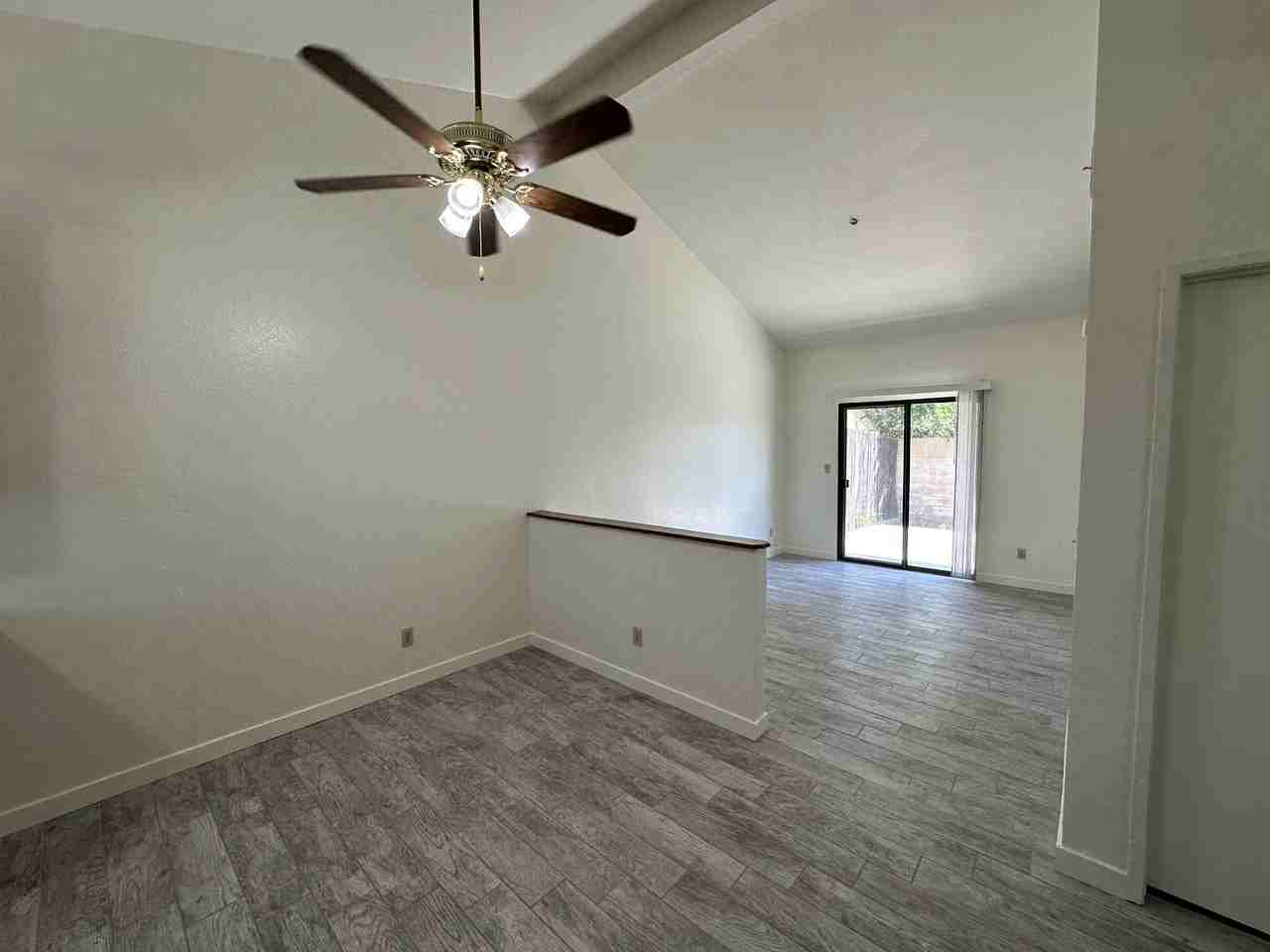 521 W D St - 519-I #519I - Photo 3 of 14