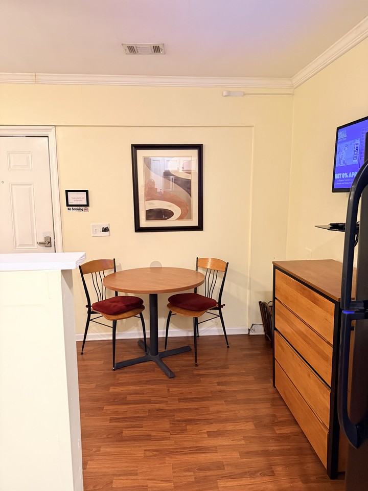 6361 Olmadison Pl - Photo 5 of 8