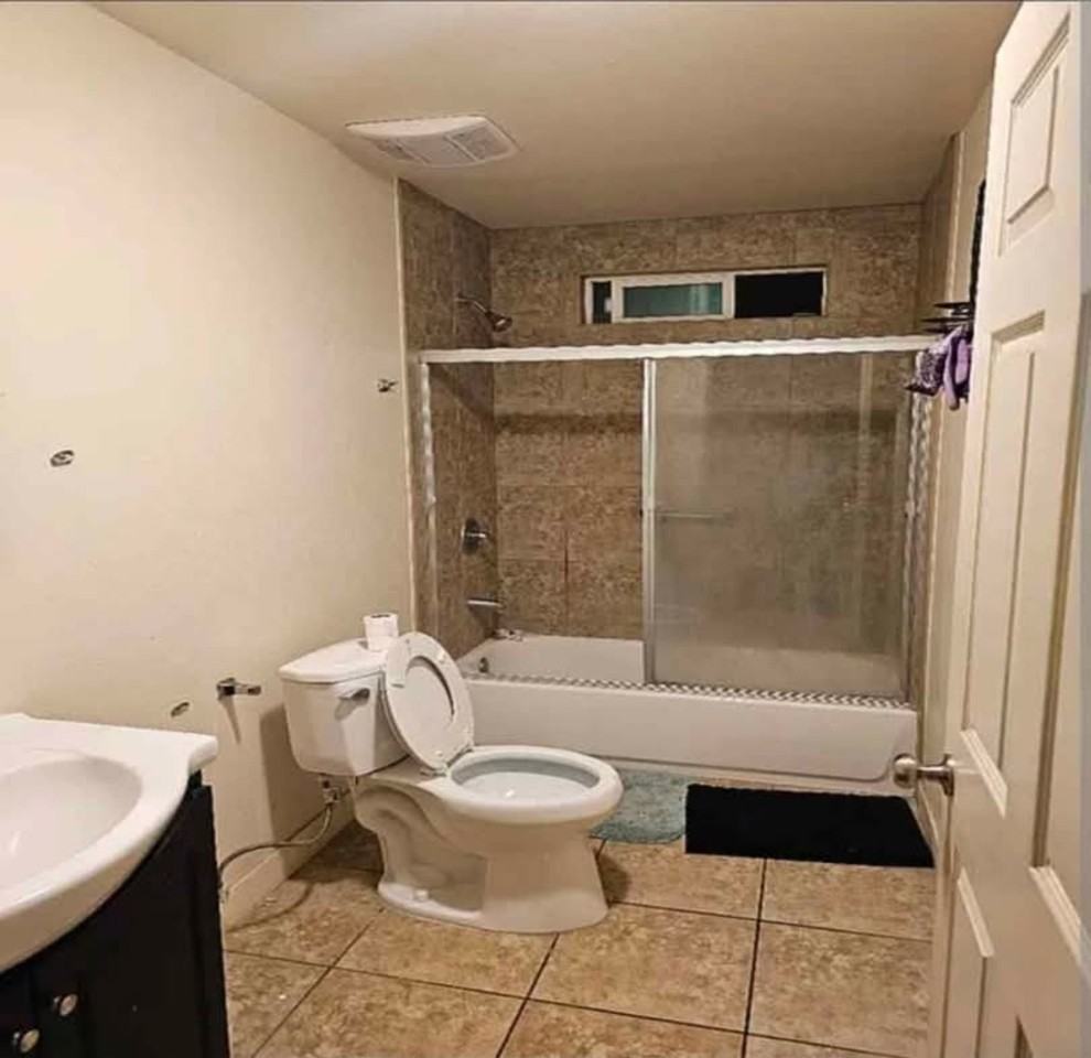 329 E 116th Pl - Photo 2 of 4