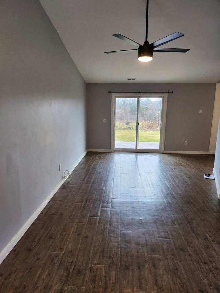 4120 Acres Dr - Photo 3 of 10