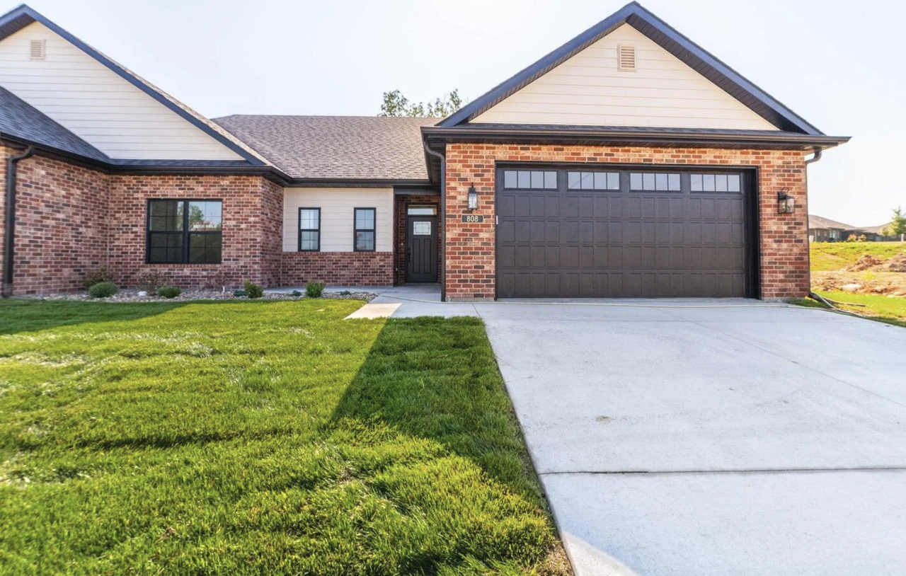 808 Napa Dr #808 - Photo 2 of 20