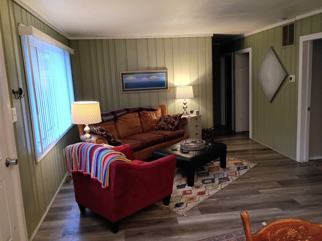 207 Walnut St - Photo 3 of 13