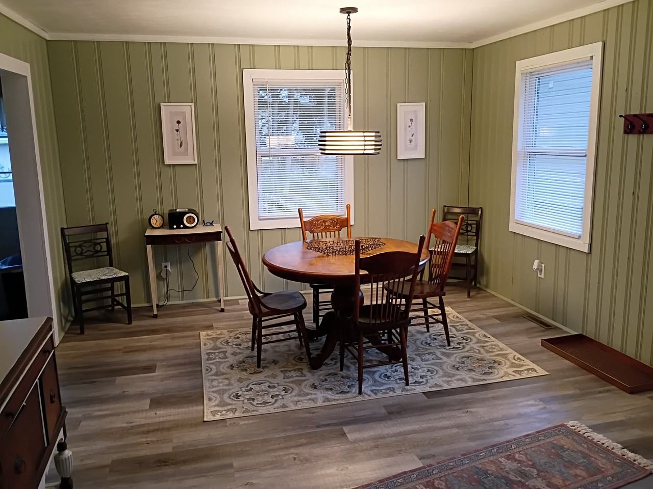 207 Walnut St - Photo 5 of 13