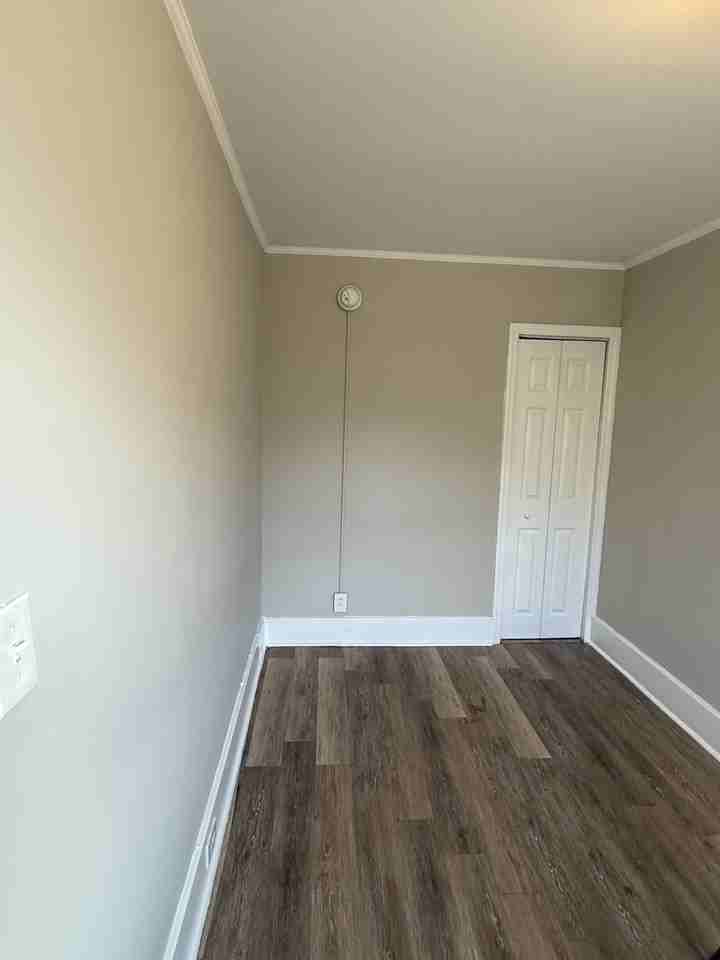 637 Northampton St #6 - Photo 5 of 6