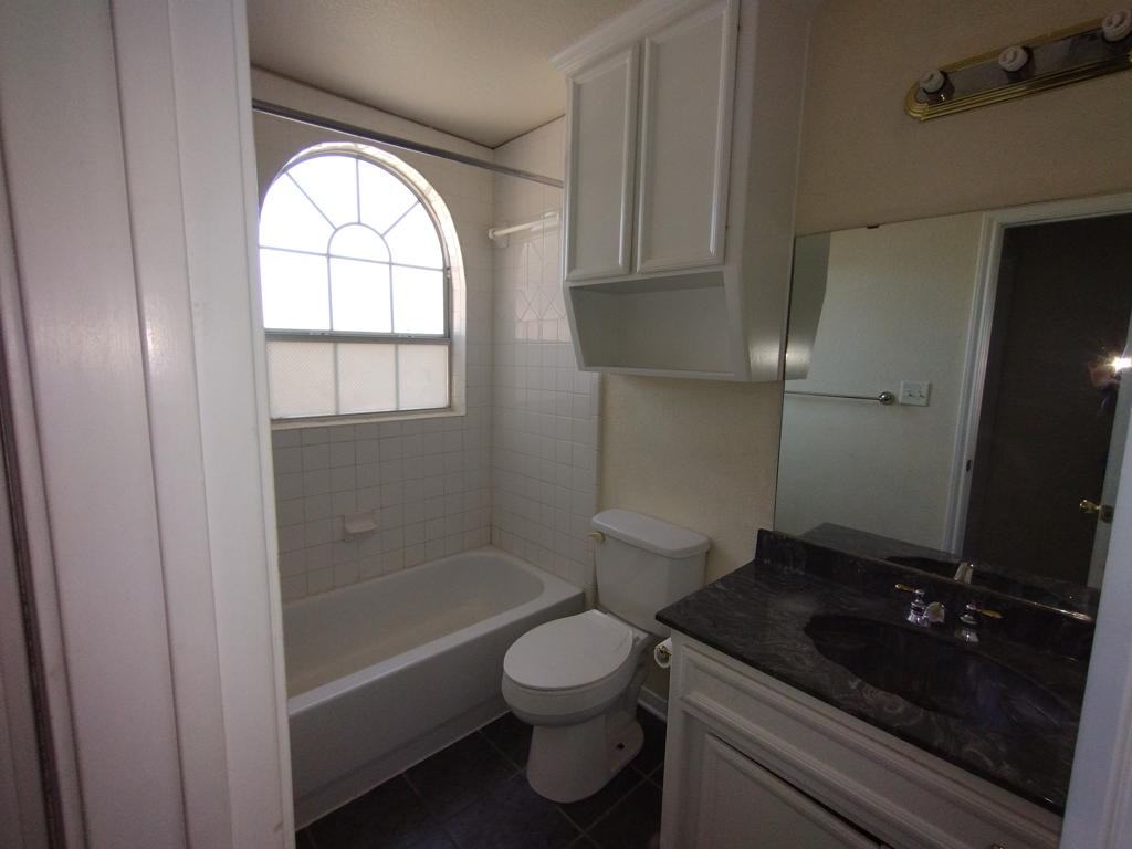 4408 Boots Dr - Photo 6 of 11