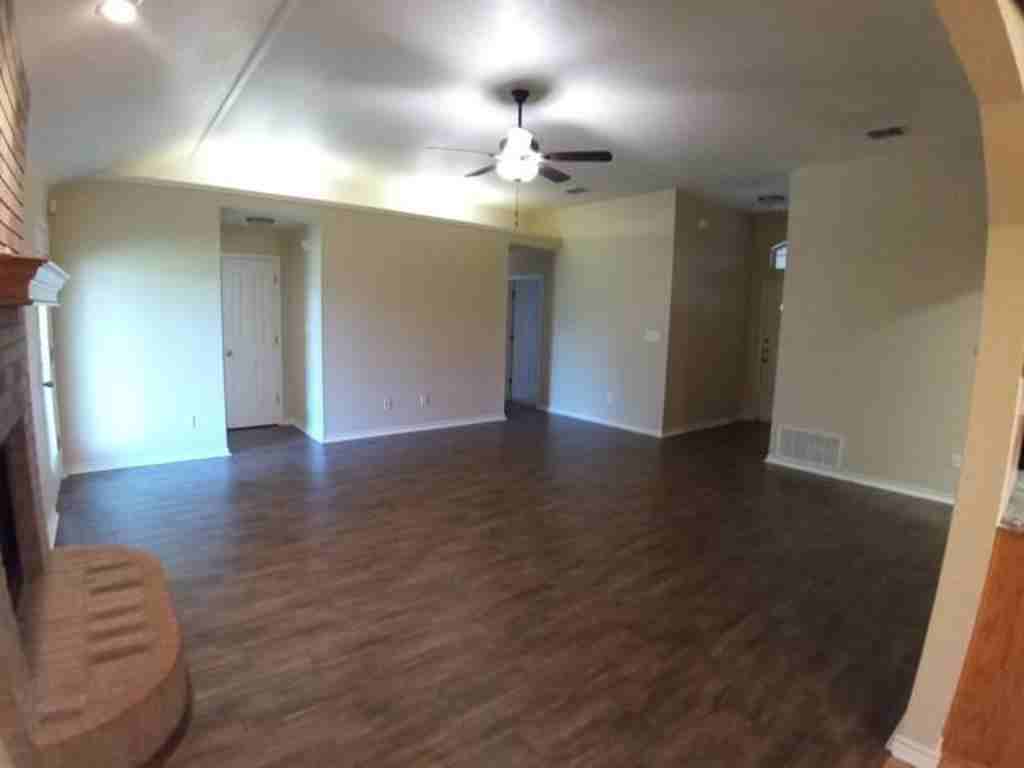 5617 Cobalt Ln - Photo 3 of 9