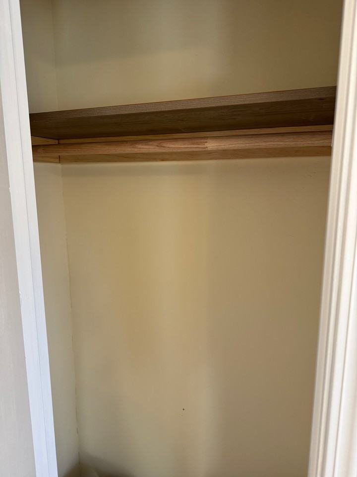 1720 Ashland Ave #11 - Photo 4 of 15