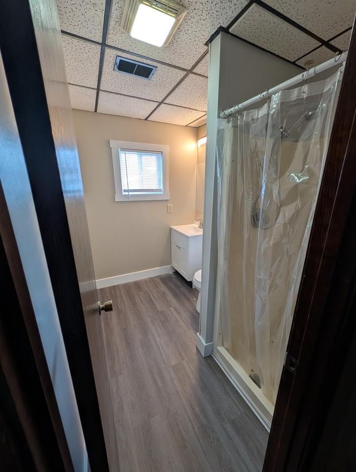 209 W Oak St #209-1 - Photo 5 of 10