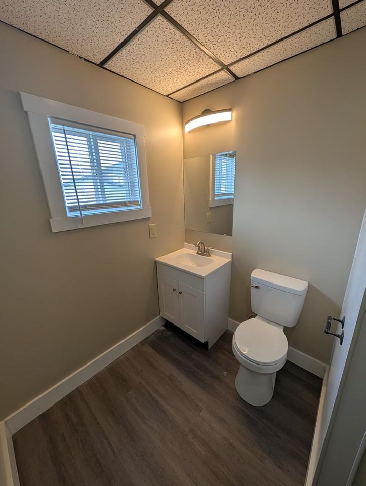 209 W Oak St #209-1 - Photo 6 of 10