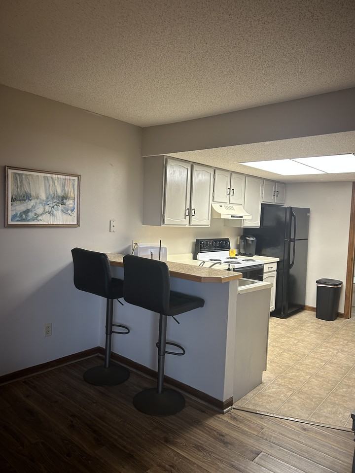 164 Hanging Rock Villas - Photo 2 of 10