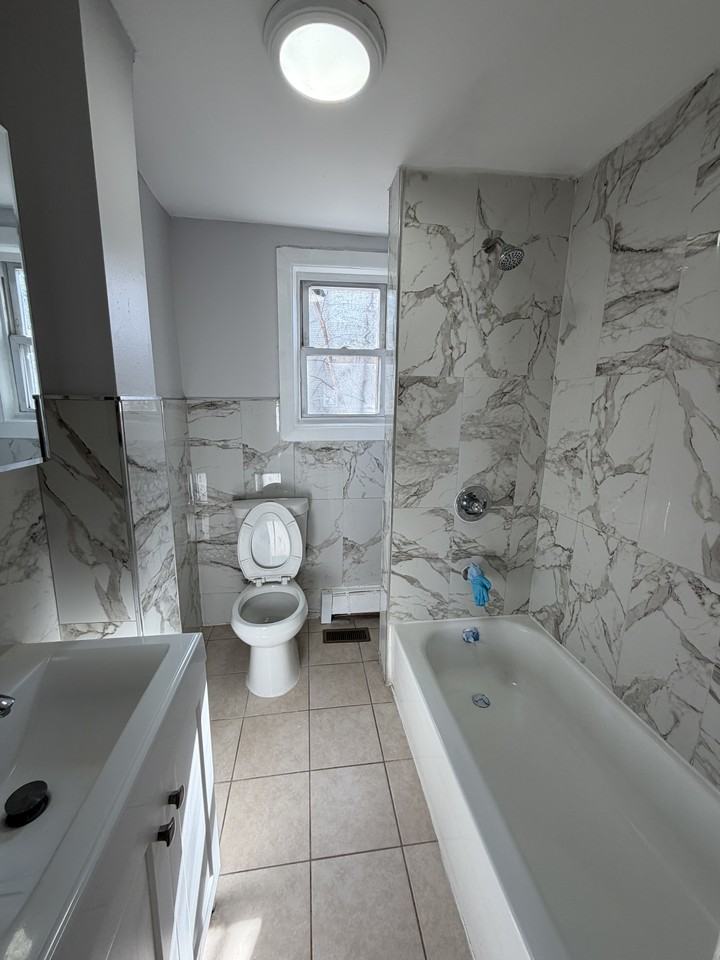 75 N 15th St #1 - Photo 6 of 6